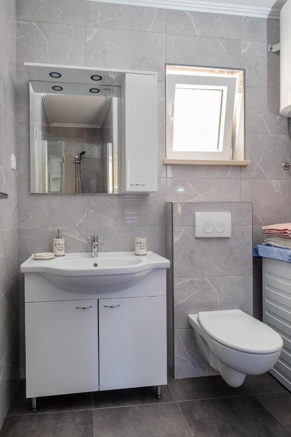 Apartment Pod Nespolom Трстено Екстер'єр фото
