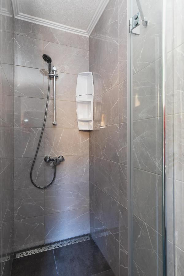 Apartment Pod Nespolom Трстено Екстер'єр фото